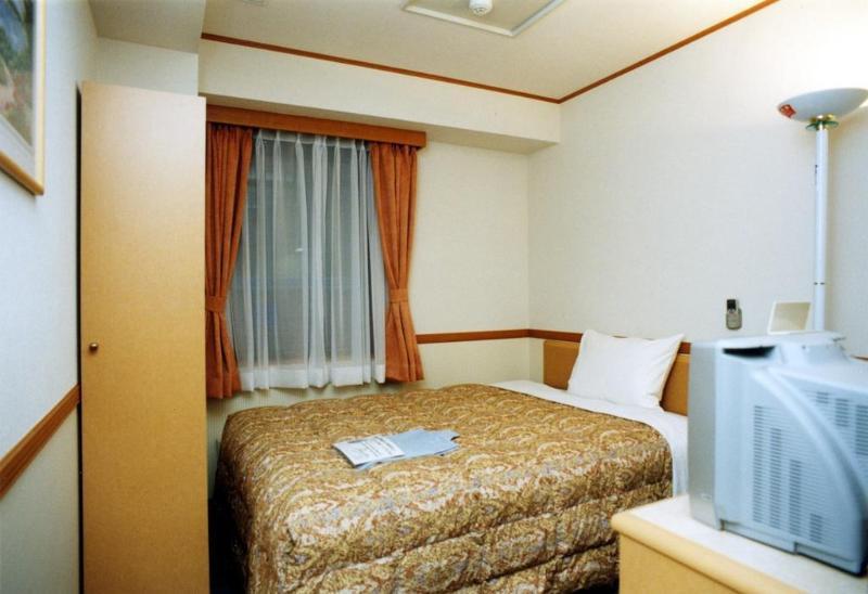Toyoko Inn Hokkaido Sapporo-Eki Minami-Guchi Buitenkant foto