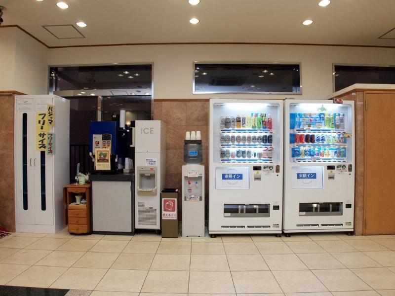 Toyoko Inn Hokkaido Sapporo-Eki Minami-Guchi Buitenkant foto