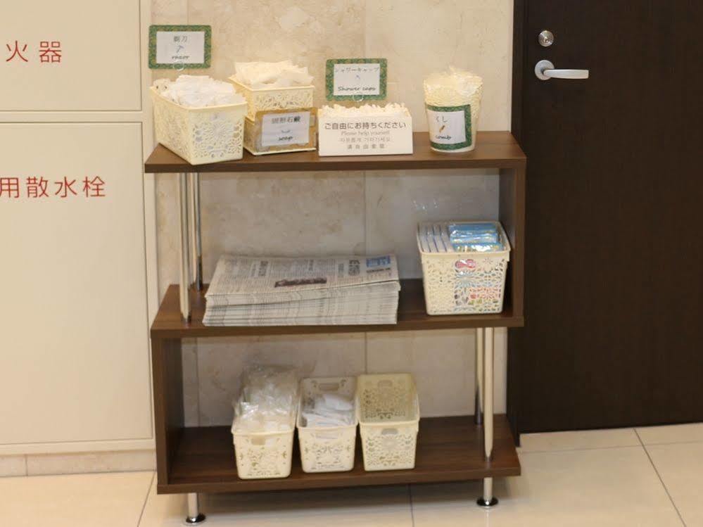 Toyoko Inn Hokkaido Sapporo-Eki Minami-Guchi Buitenkant foto