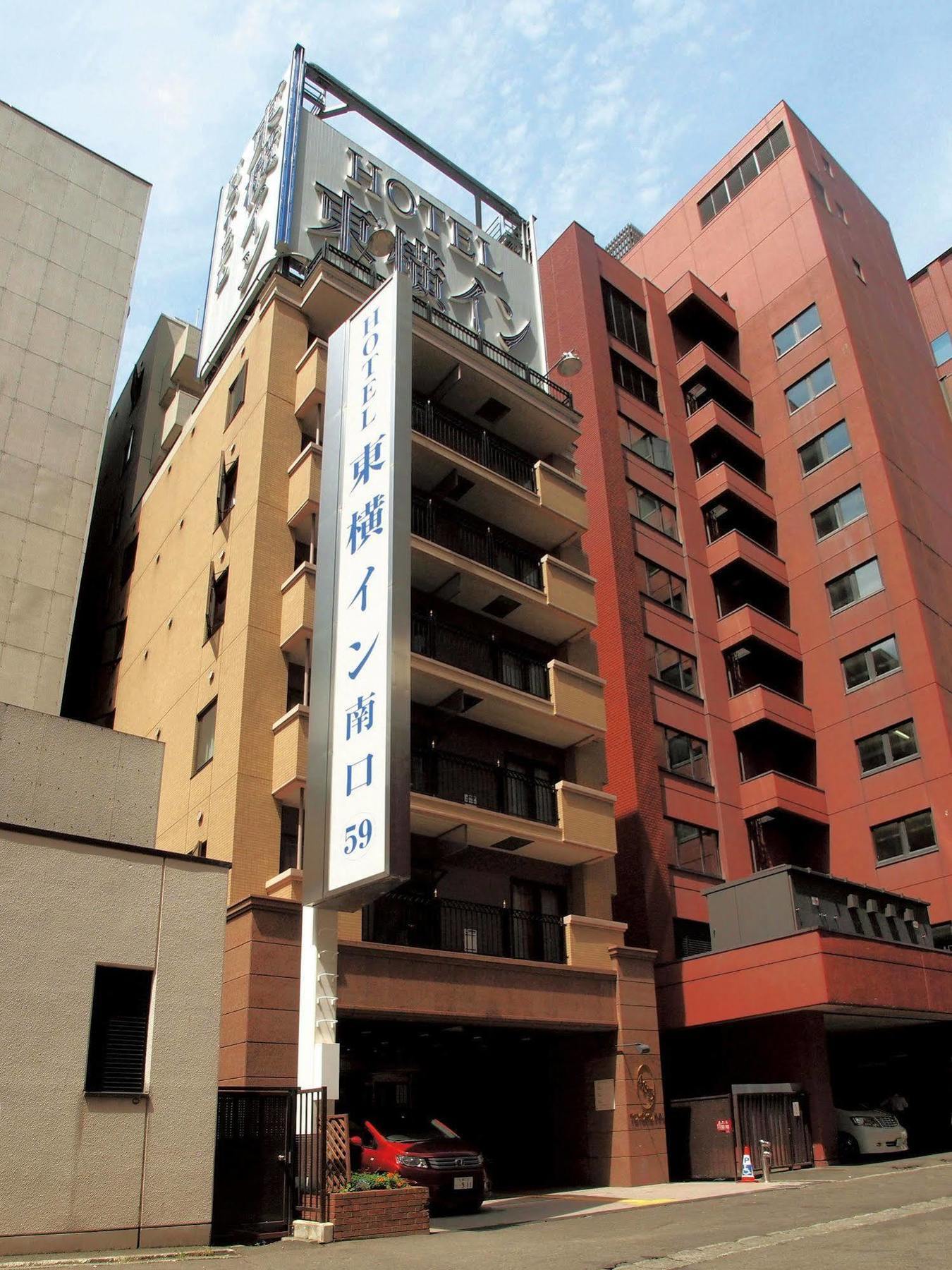 Toyoko Inn Hokkaido Sapporo-Eki Minami-Guchi Buitenkant foto